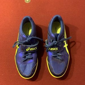 COPY - ASICS Discus Shoes